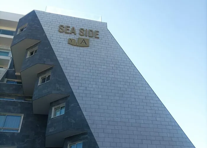 Beach Side -Luxury Sea View Amazing Pool Eilat