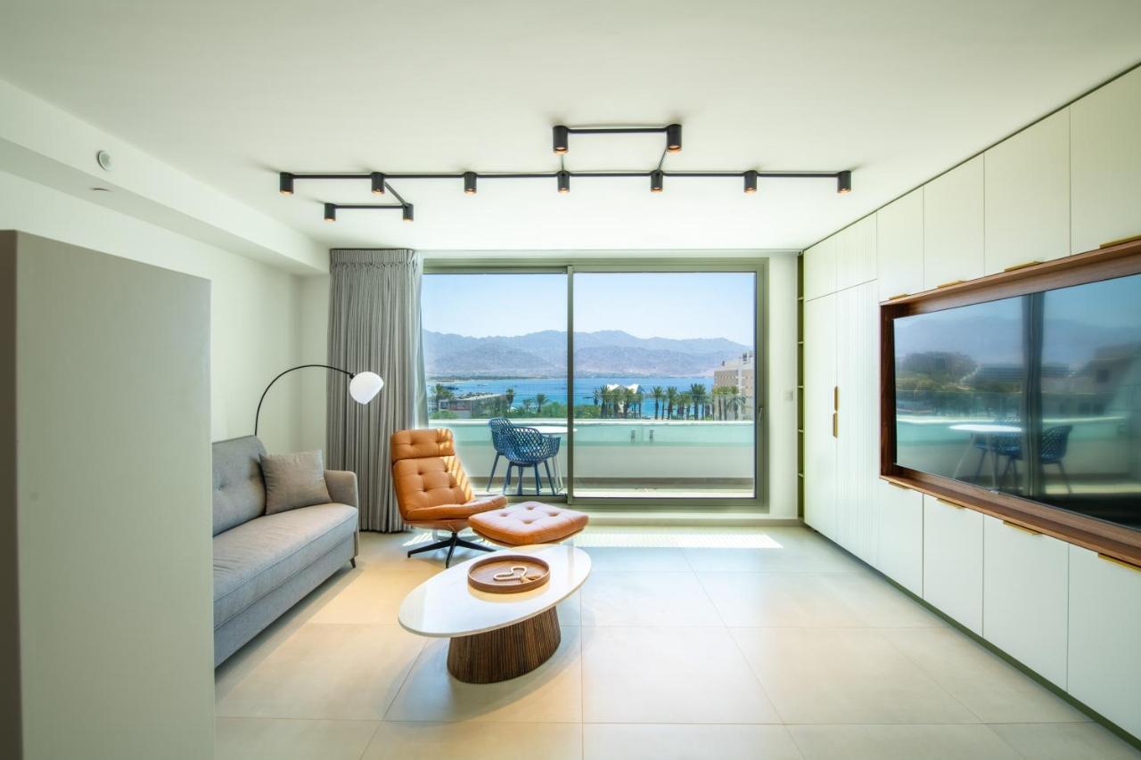 Side -luxury Sea View Amazing Pool