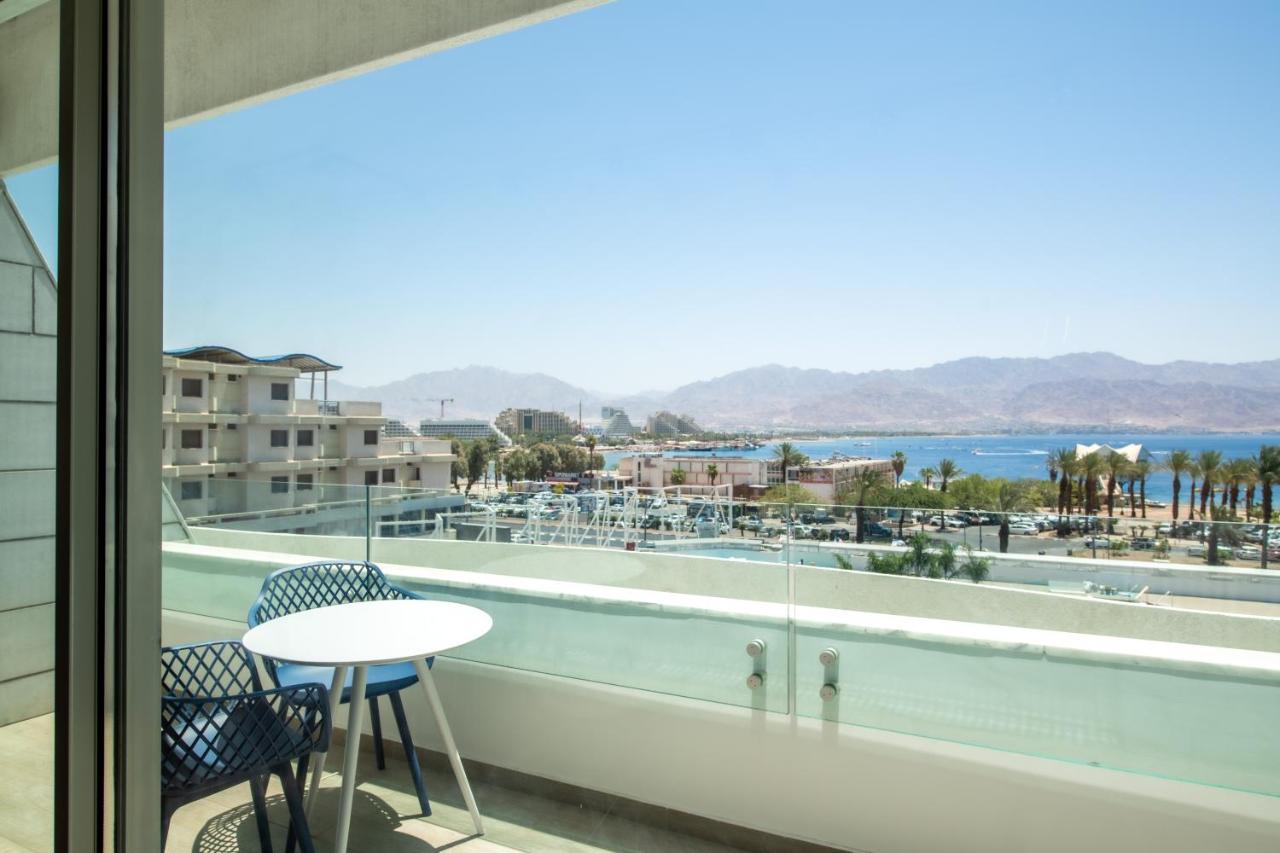 Side -luxury Sea View Amazing Pool Apartment